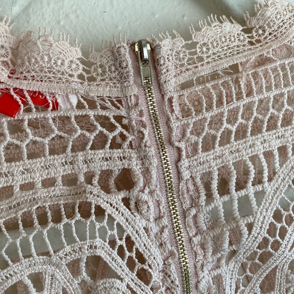 Elegant Embroidered Lace Women’s Top in Soft Cream Pink - Picture 7 of 8